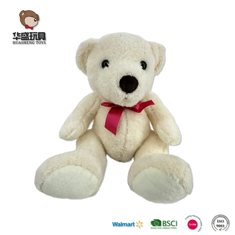 Detalle bordado de oso