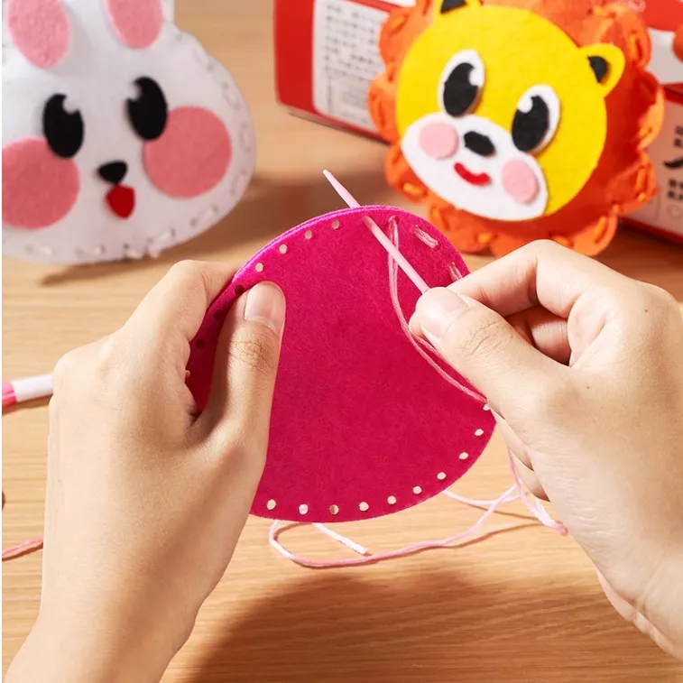 Kit de costura infantil de animales del bosque 9