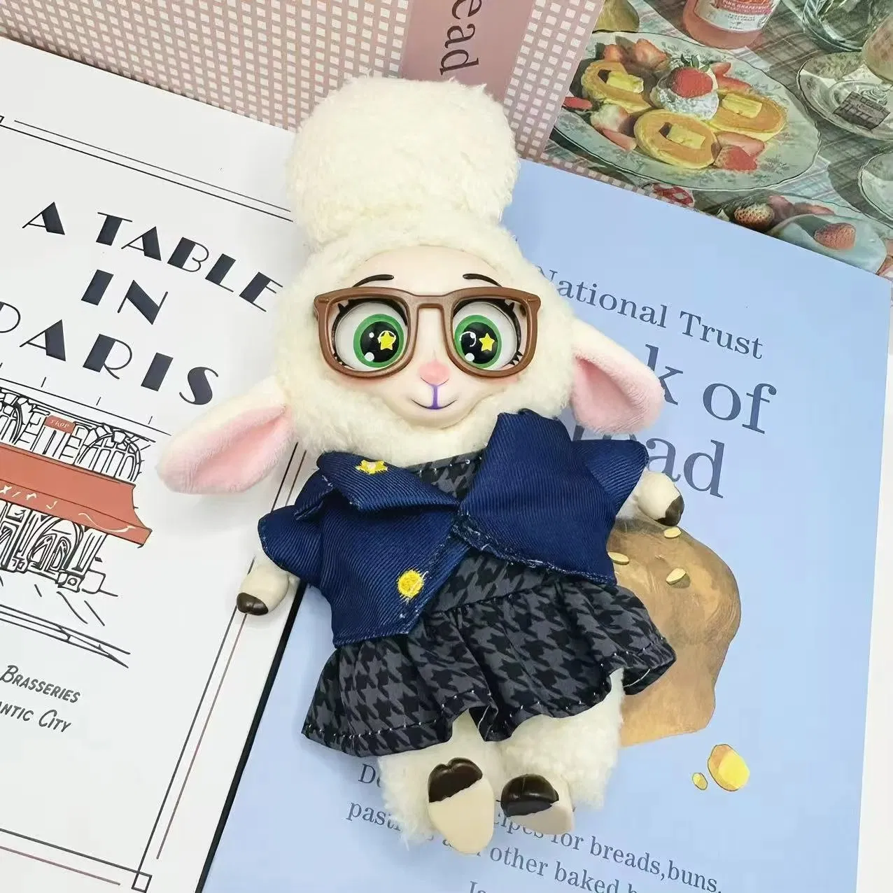 2026 Llaveros de peluche de venta caliente, cajas misteriosas de peluche, adorables muñecos coleccionables de personajes, colgantes, regalo sorpresa para Navidad