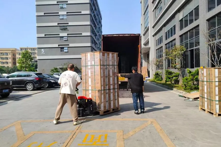 Almacenamiento corporativo listo para distribución mundial