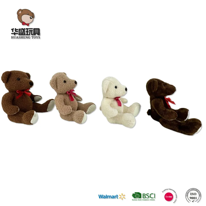 Juguete de peluche oso vista lateral