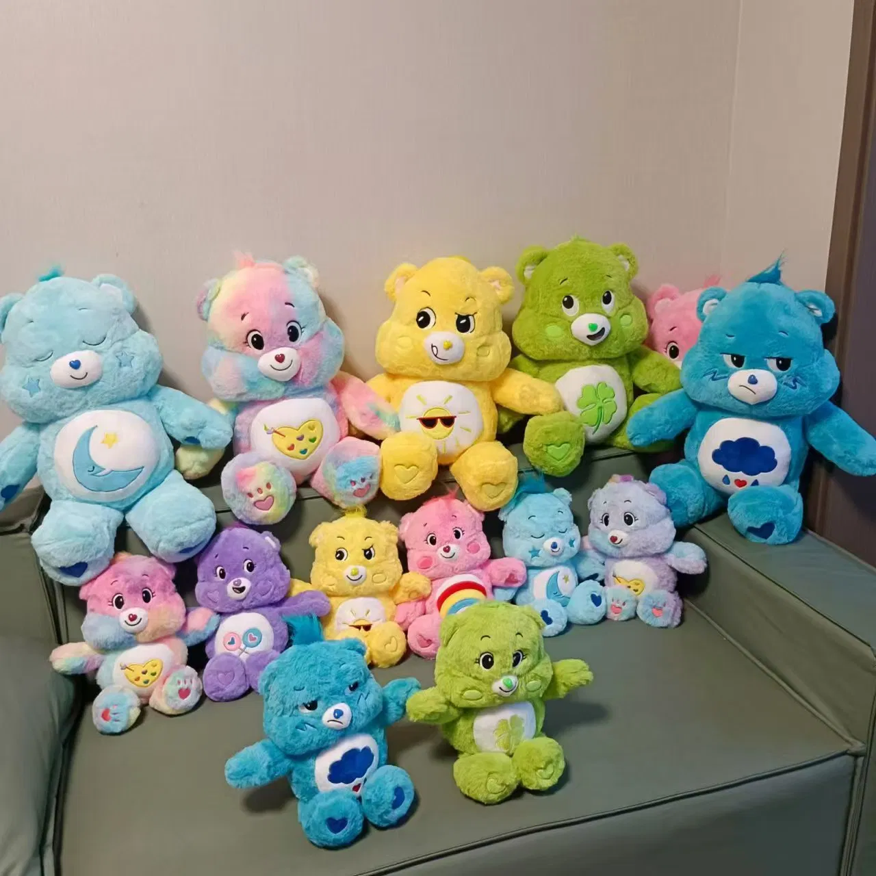 Precio mayorista fabricante OEM mercado de Yiwu regalos de cumpleaños personalizados para niñas y niños diseño a medida muñeca de animales juguete de peluche suave oso de cuidado fábrica