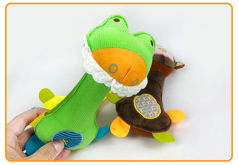 Juguetes para mascotas al por mayor, juguetes de peluche para perros, juguetes de gato de dibujos animados con sonido activado, juguetes educativos suaves y resistentes a mordidas