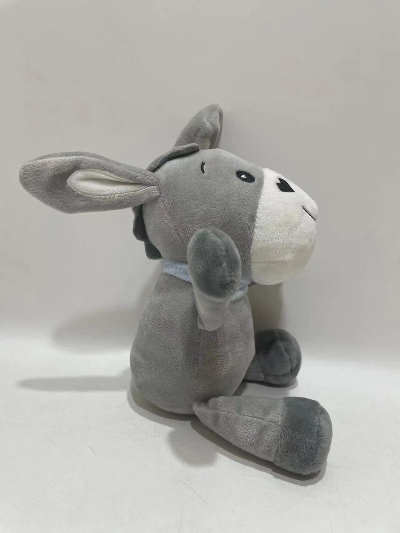 2024 Nueva caja musical en forma de juguete de peluche suave para bebés
