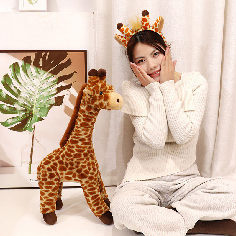 Precio mayorista de peluches personalizados diseño a medida muñecos de animales súper suaves juguetes promocionales de alta calidad simulación realista jirafa de peluche fábrica