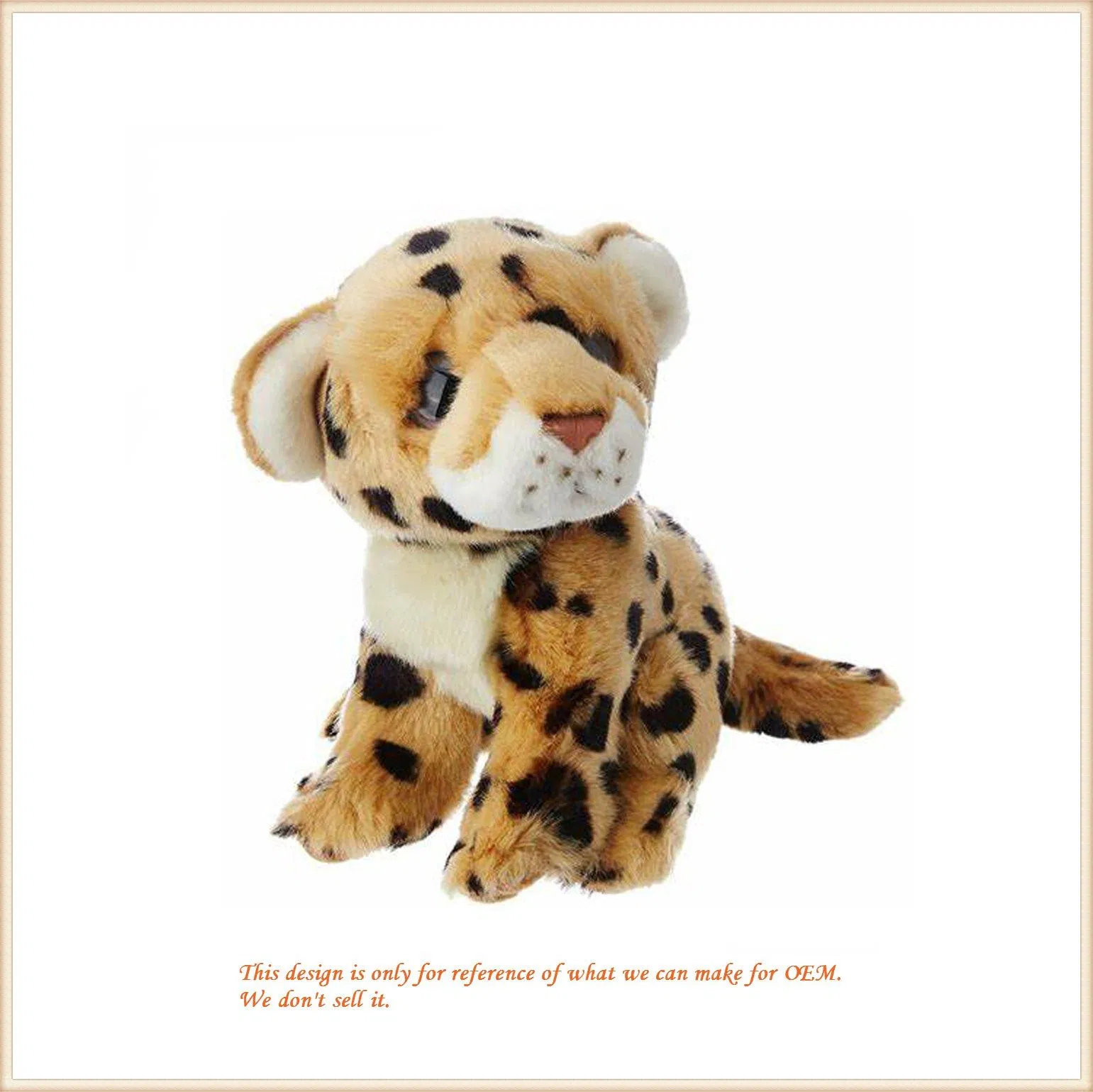 Detalle de juguete de peluche tigre 1