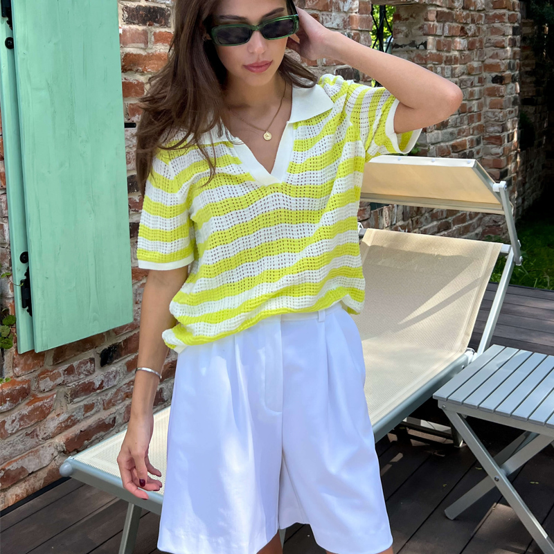 Elegant Casual Viscose Knit Striped Top – Women’ S Short Sleeve V Neck, All-Match Knit Short Sleeve Blouse