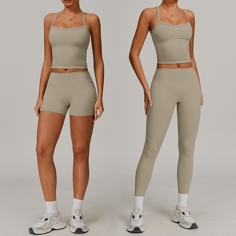 Women's Seamless Yoga Crop Top with Custom Logo Breathable Sports Camisole for Gym &amp; Fitness