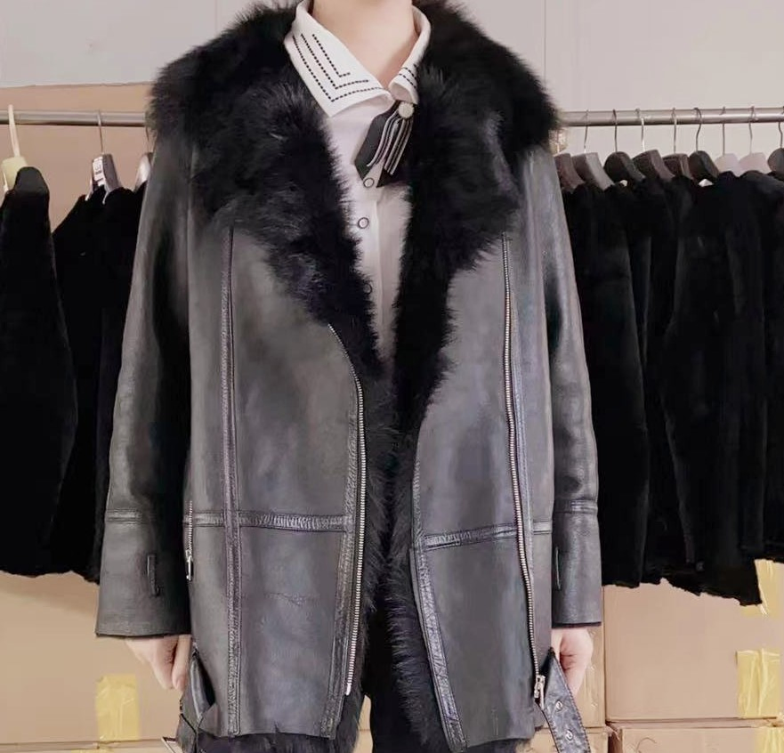 Super Warm Real Fur Jacket Lambskin Winter Coat for Men Women Demo