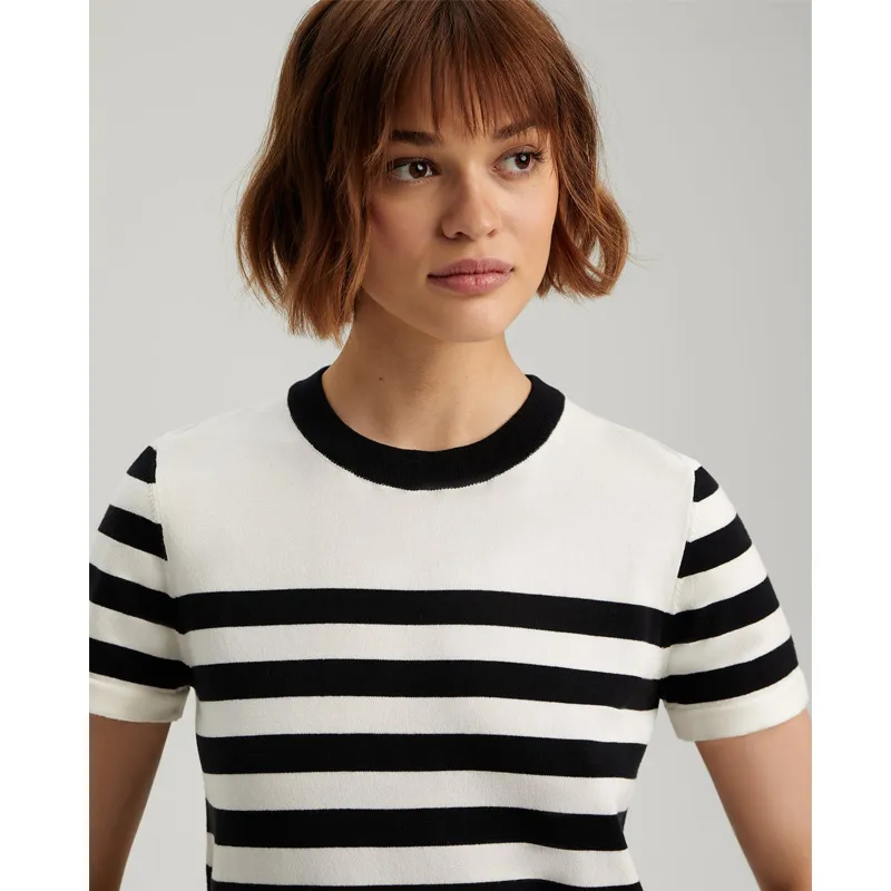 Detailed Striped Pattern