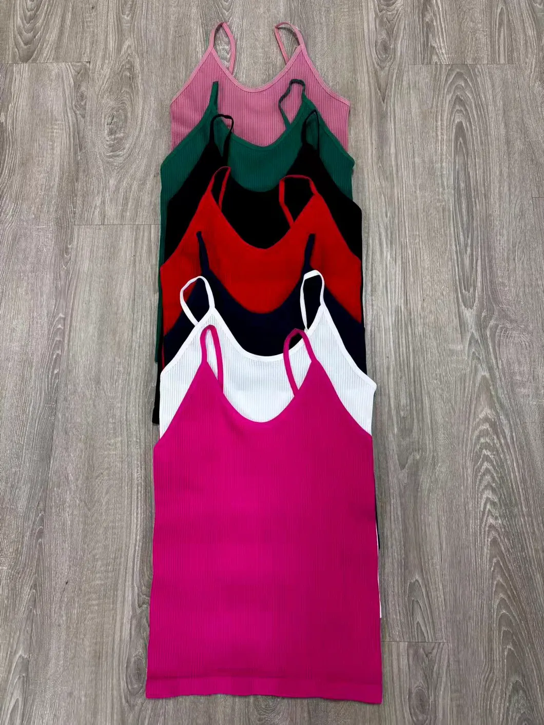 Seamless Tank Top View 4