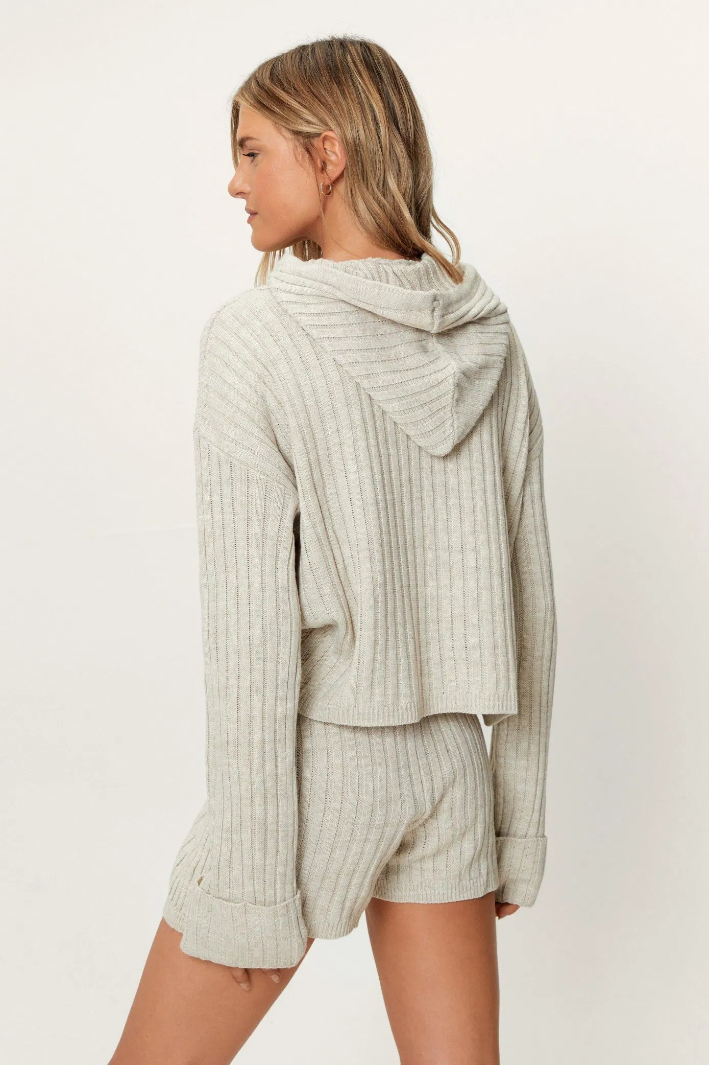 Wholesale China Customized High Quality Ribbed Bell Sleeves Relaxed Knitted Women Leisure Household Women Loungewear