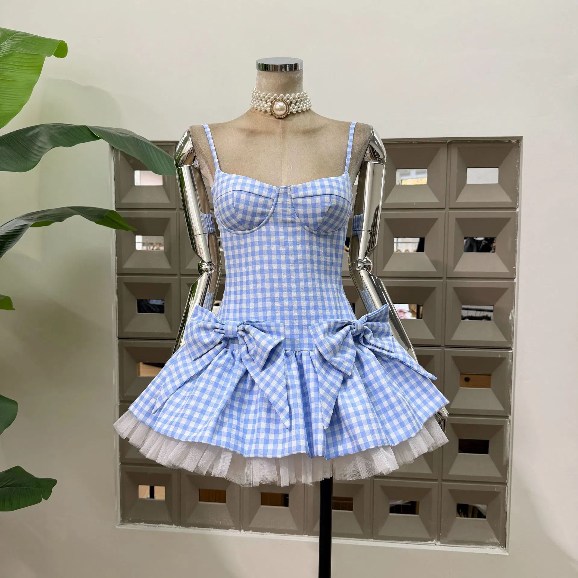 Sweet Style Bow Summer Featuring a Waist Cinching Plaid Suspender Fluffy Skirt Women Dress