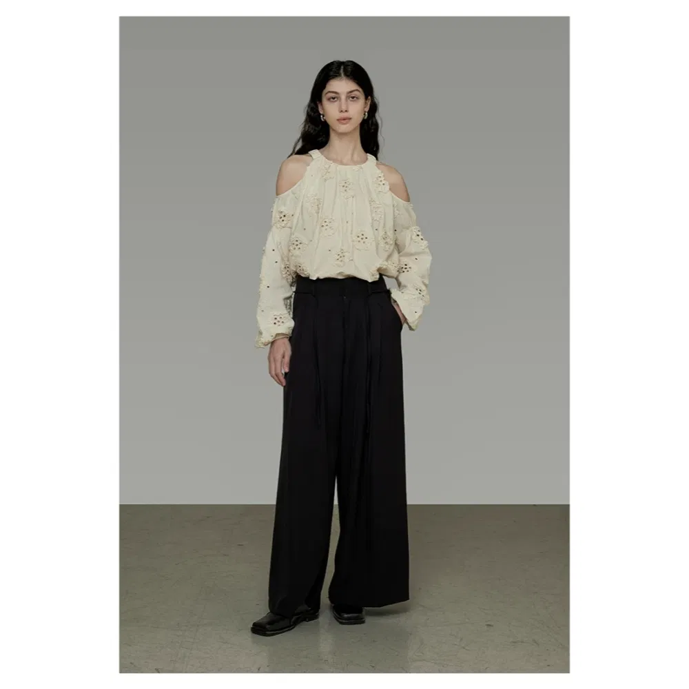 China High Quality Custom Wholesale Cotton Factory Direct Cold Shoulder Blouse Women Loose Fit Slim Vintage Embroidery Top