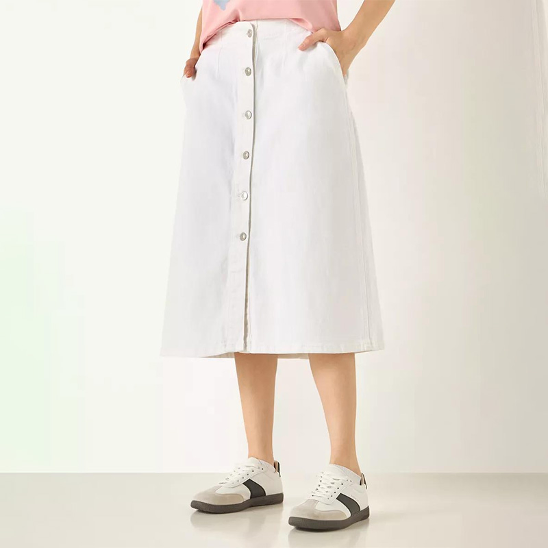 Customized Woman Fashionable Business Button Slim Fit Skirt