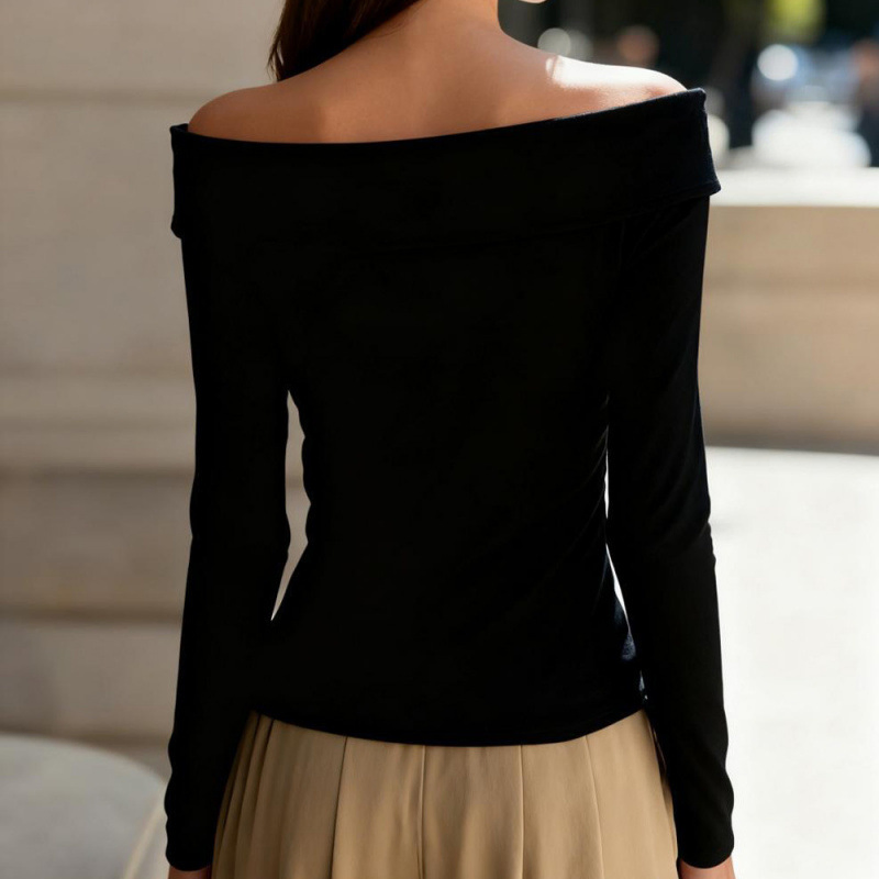Trendy Women's One-Shoulder Autumn Top with Long Sleeves