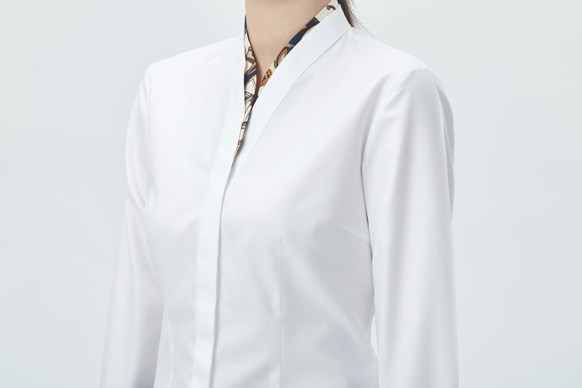 Tailored Women's Long Sleeve Blouse in Luxurious Cotton Blend Fabric