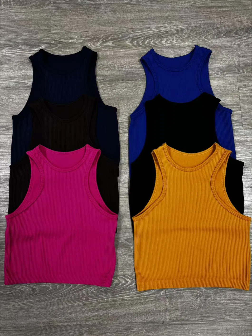 Seamless Tank Top View 2