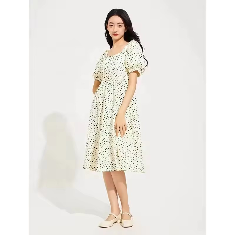 High-Quality New High-End Dress Is Selling Well Through Direct Sales and Wholesale. Women's Dress.