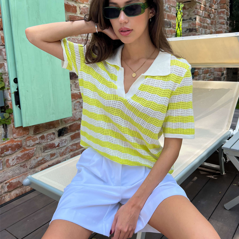 Elegant Casual Viscose Knit Striped Top – Women’ S Short Sleeve V Neck, All-Match Knit Short Sleeve Blouse