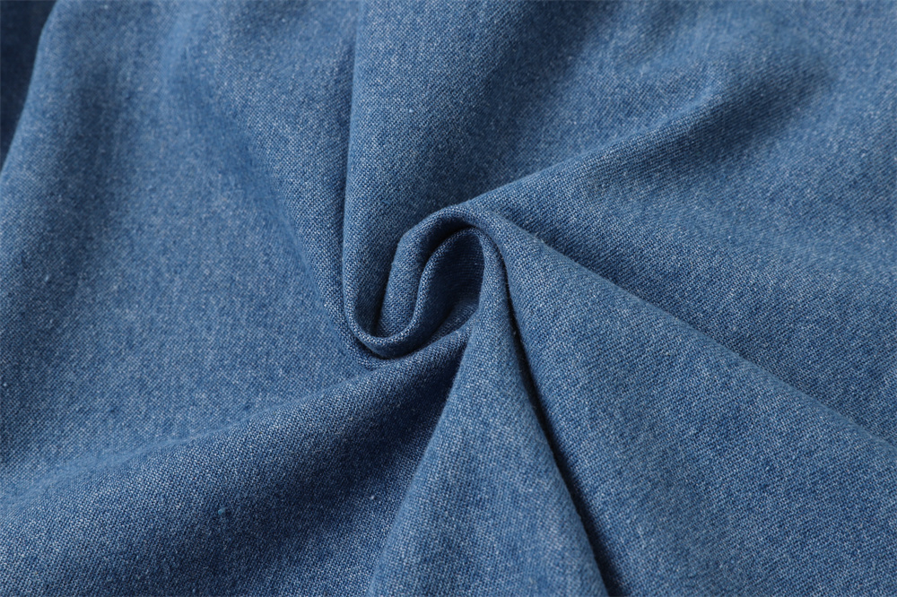 Custom American Style Blue Washed Denim Shirt Women's Pocket Relaxed Fit Cotton Stretch Loose Shirt Women's Whirt and Blouse