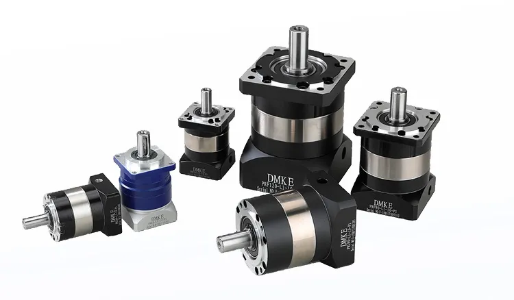 Servomotor de CC con caja de engranajes planetarios