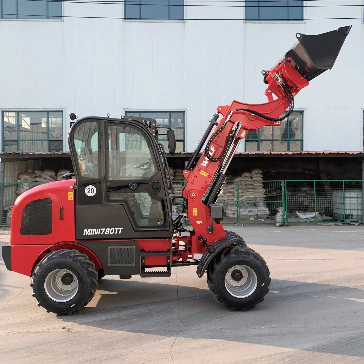 China Manufacturers Wolf Mini780tt 4WD Compact with CE 0.8-1t/Ton Small Telescopic Mini Wheel Loader for Farm/Construction/Garden