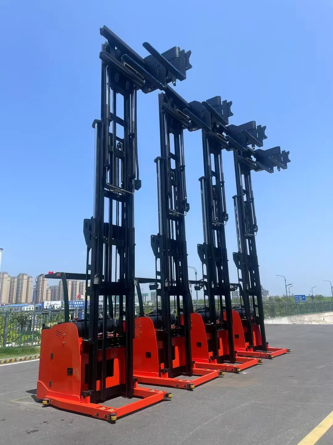 Factory Sale Narrow Aisle 3-Way Pallet Stacker Lift Machine Electric Reach Truck 2/1.5 Ton
