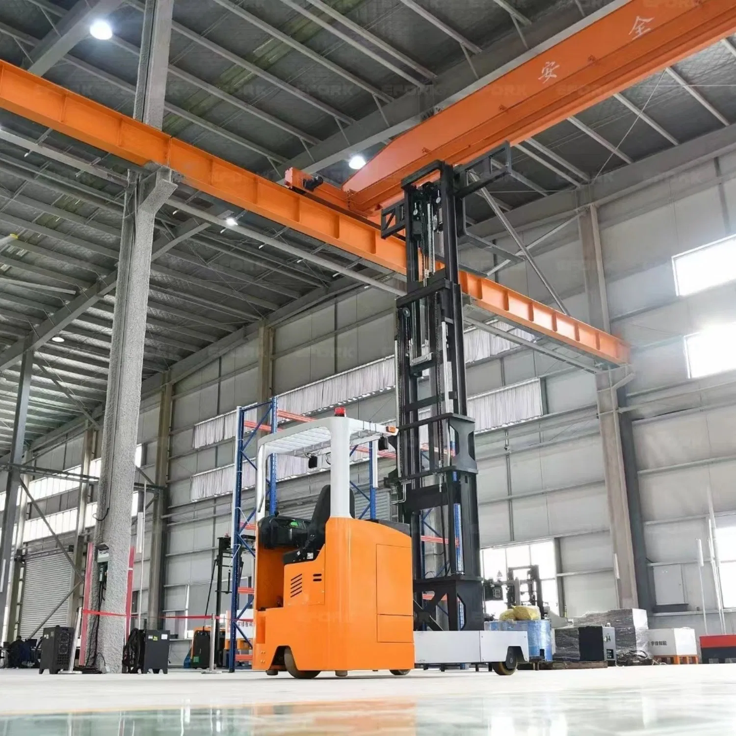 80V Lithium Battery Reach Truck 10m Narrow Aisle Reach Forklift 2.2ton Double Deep Scissors Vna