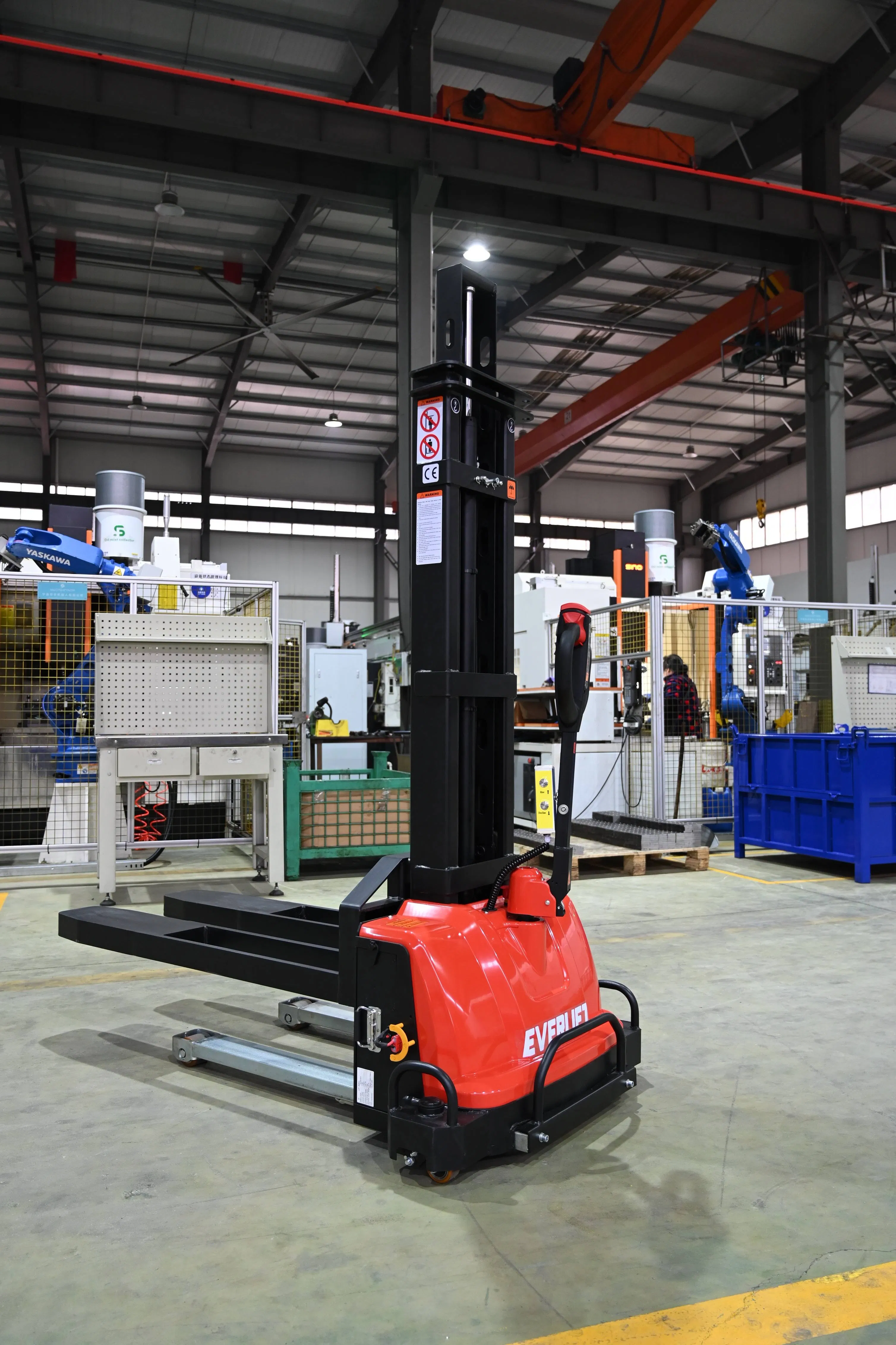 Full-Electric 1.0ton 1.3ton 1.5ton 1.6m Lift Height Electric Pallet Forklift Self-Lift Stacker