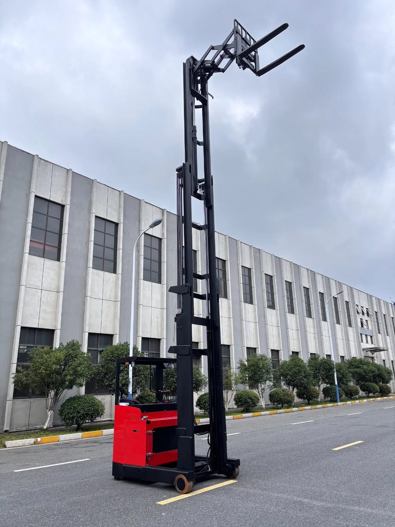 1000kg 1500kg 5 6 7 8 9 10 11 Meter Very Narrow Aisle Forklift Reach Truck Stackers