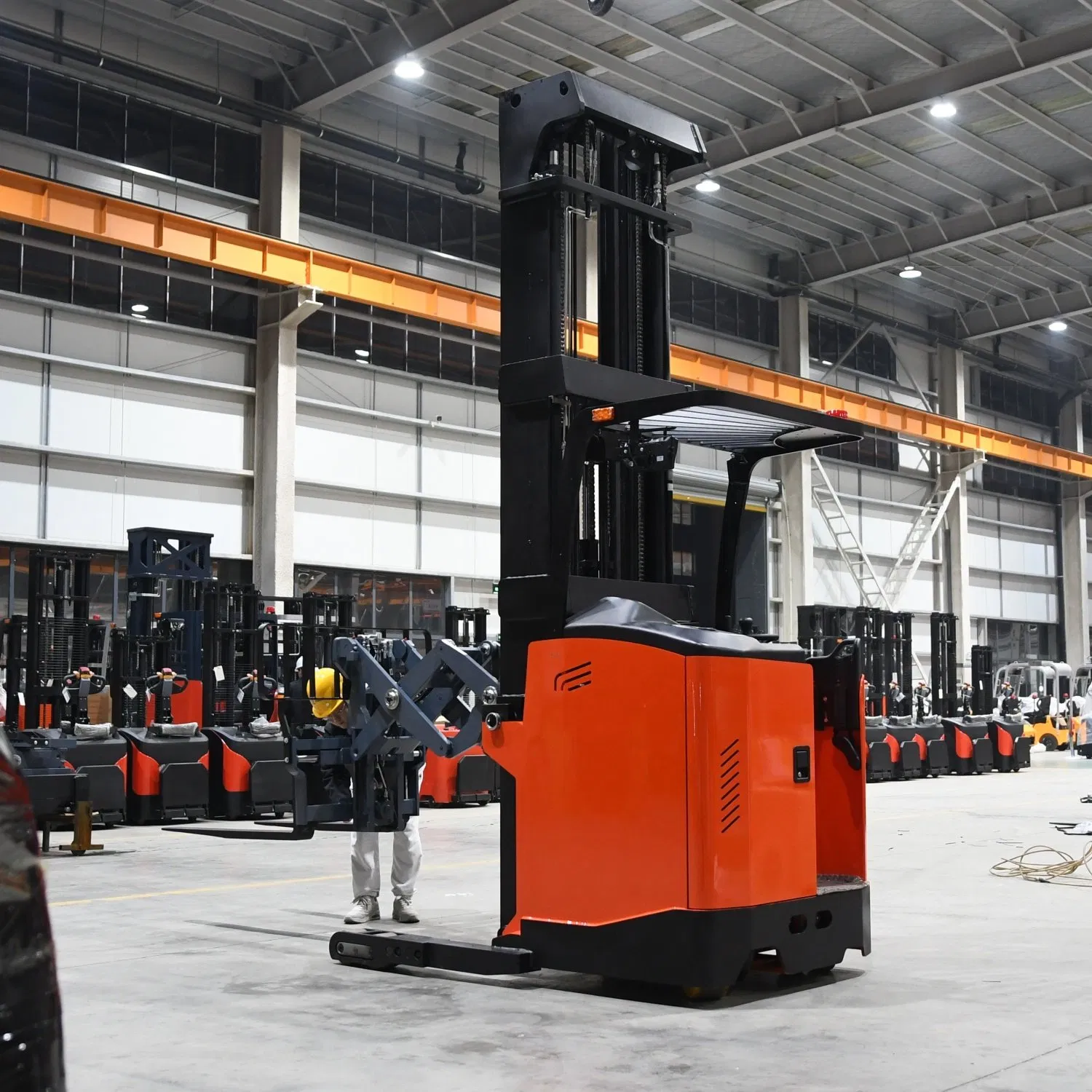 Easy Operate Electric Reach Truck 11m Narrow Aisle Reach Forklift 1.9ton Double Deep Vna