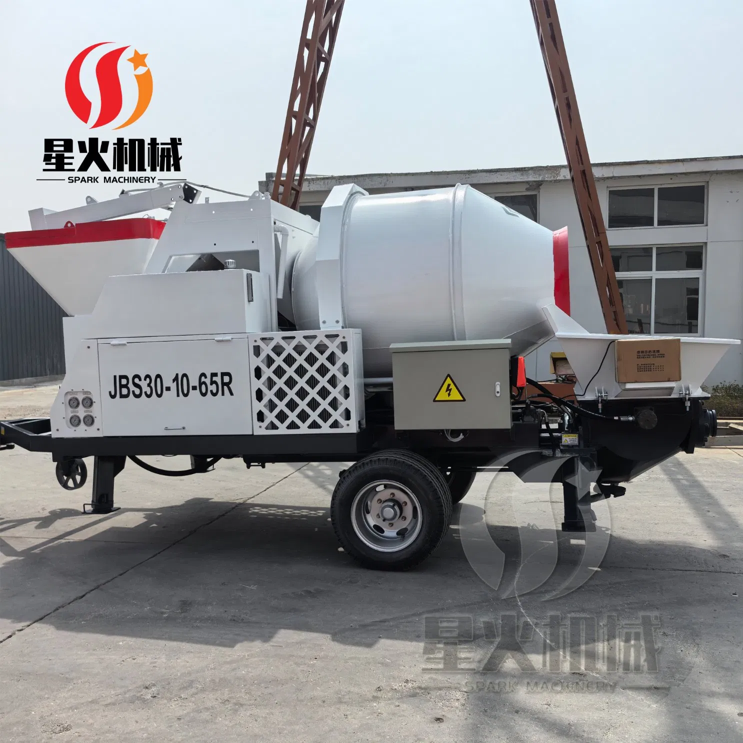 Rugged Jbc15/Jbs40 Mini Small Portable Stationary Truck Mounted Concrete Cement Mixer with Pump 63m Price Thrives in Extreme Outdoor Work Conditions