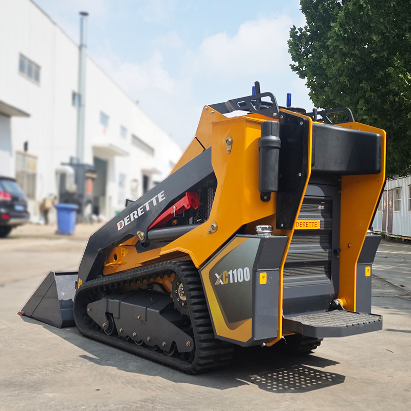Derette Xc1100 Mini Skid Steer Diesel Track Loader with EPA Certified Kubota Engine Compact Stand on Skid Steer
