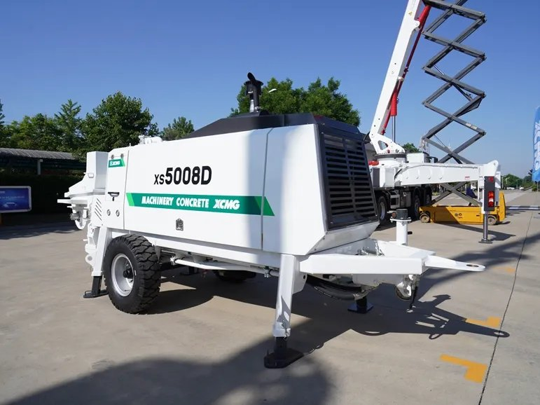 High Efficiency Mobile Trailer-Mounted Concrete Line Pump 50m³/H Stationary Concrete Trailer Pump Truck Xs5008d with Optional Pump Pipes for Sale