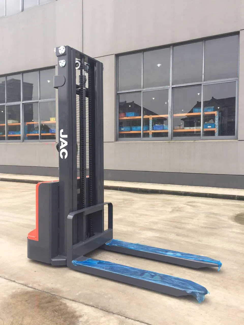 Electric Stacker Operation
