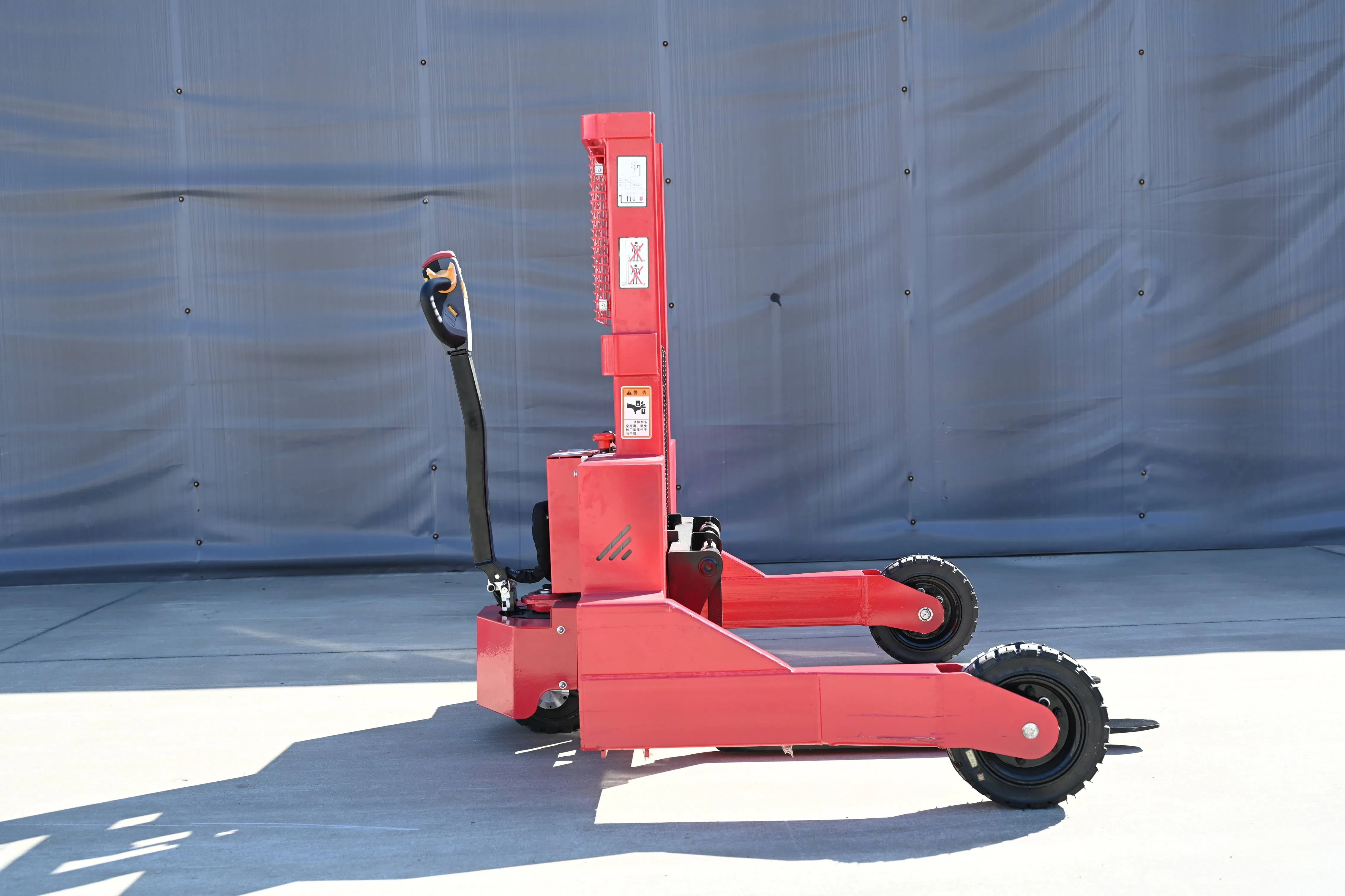Heli off-Road Full Electric Stacker 3307lbs Pallet Stacker Max 1.6m Lifting Height