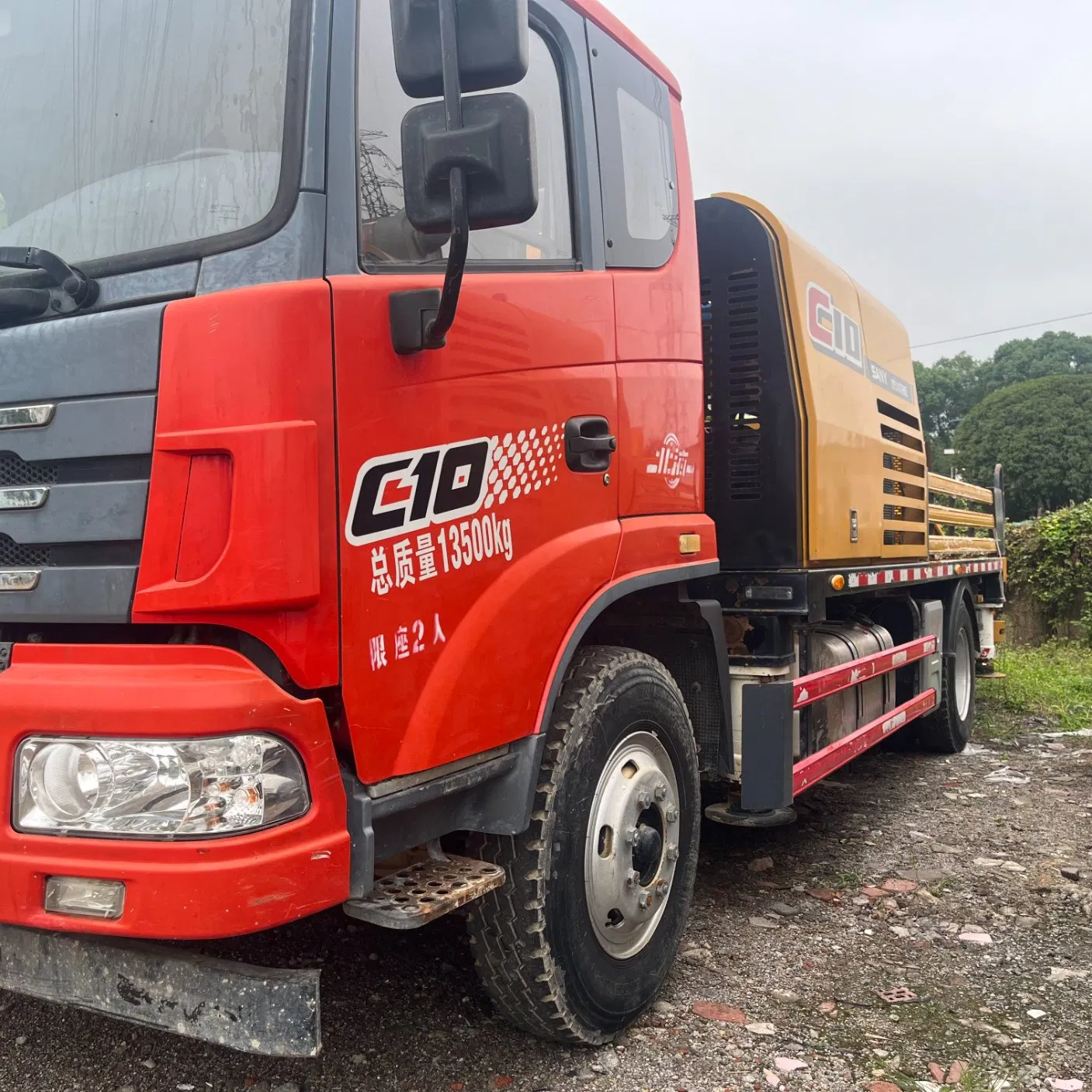 High Quality Sanny Concrete Line Pump Truck Mounted Concrete Pump Hbt100-23 C-10 100m3/H Line Pump Made in 2021 Construction Machinery