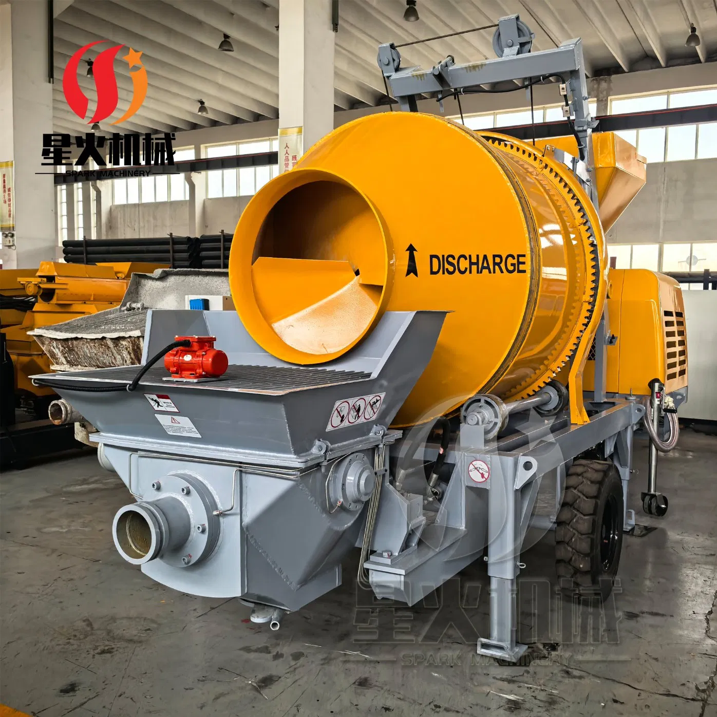 Rugged Jbc15/Jbs40 Mini Small Portable Stationary Truck Mounted Concrete Cement Mixer with Pump 63m Price Thrives in Extreme Outdoor Work Conditions