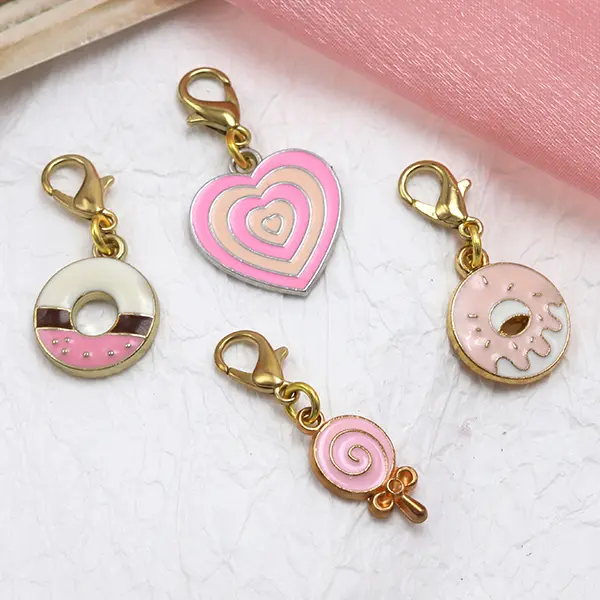 Discount Adorable Dessert-Inspired Charms for Pet Collars Supplier, Suppliers