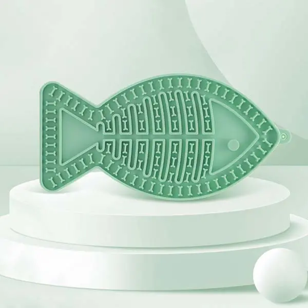 Wholesale Custom Silicone Pet Lick Pad – Fish Shape – 20×10cm – OEM Available