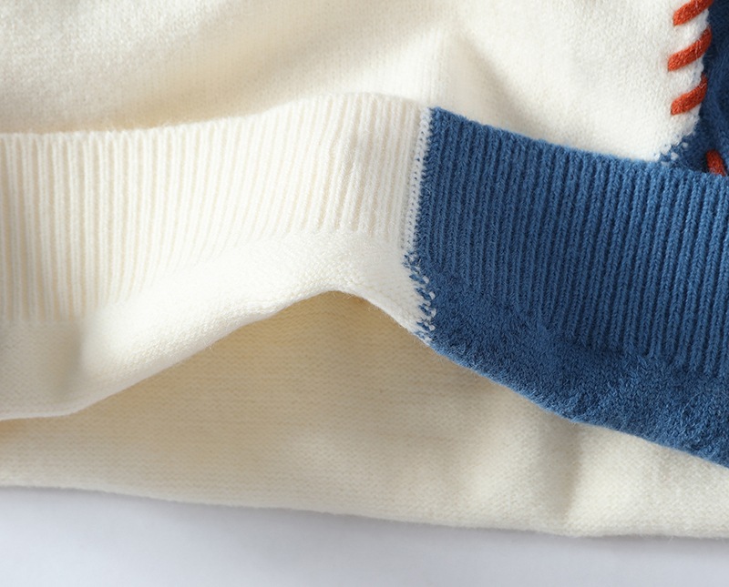 Sweater Showcase 14