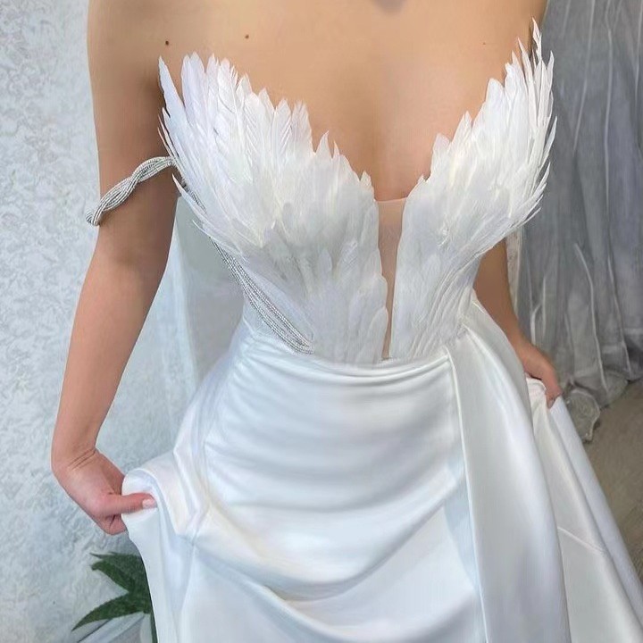 Feathers Maxi Dresses for Women New Pleated Backless Sleeveless Sexy Dresses Elegant Party Club Floor Length Dress