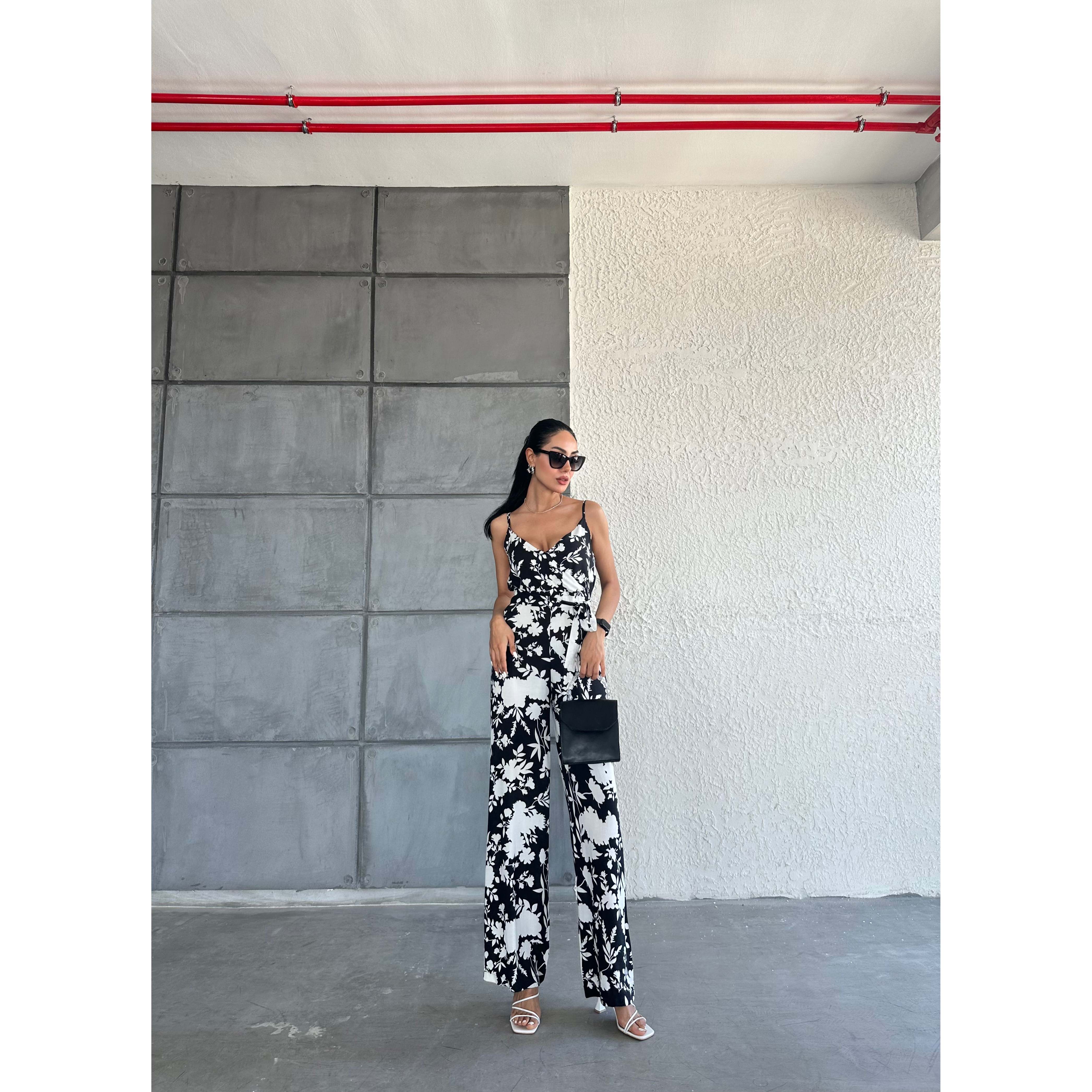 High Waist Patterned V-Neck Strappy Jumpsuit Breathable Chiffon Casual Style
