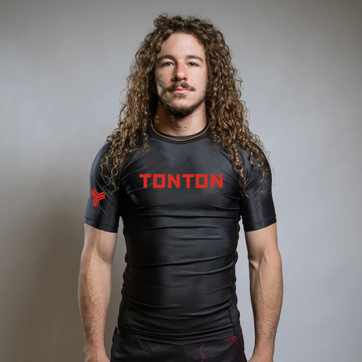 Tontons Custom Pro Grade Rash Guard Short Sleeve Round Neck Compression T-shirt Waterproof UPF50+ for Swimming and Diving