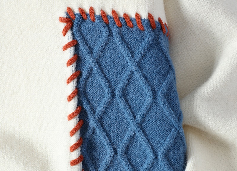 Sweater Showcase 12