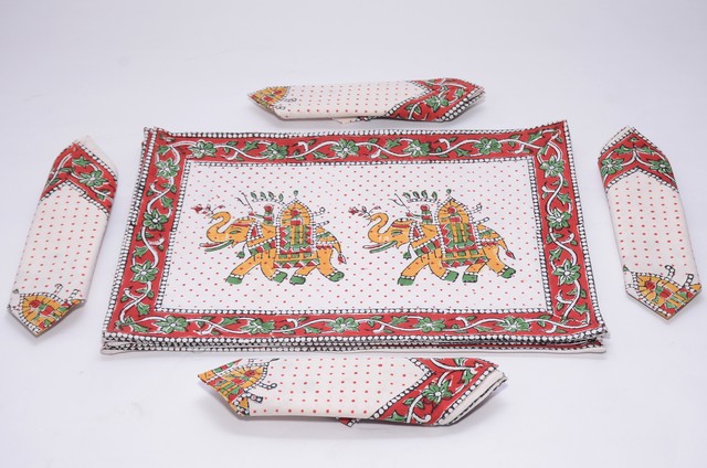 TABLE CLOTH