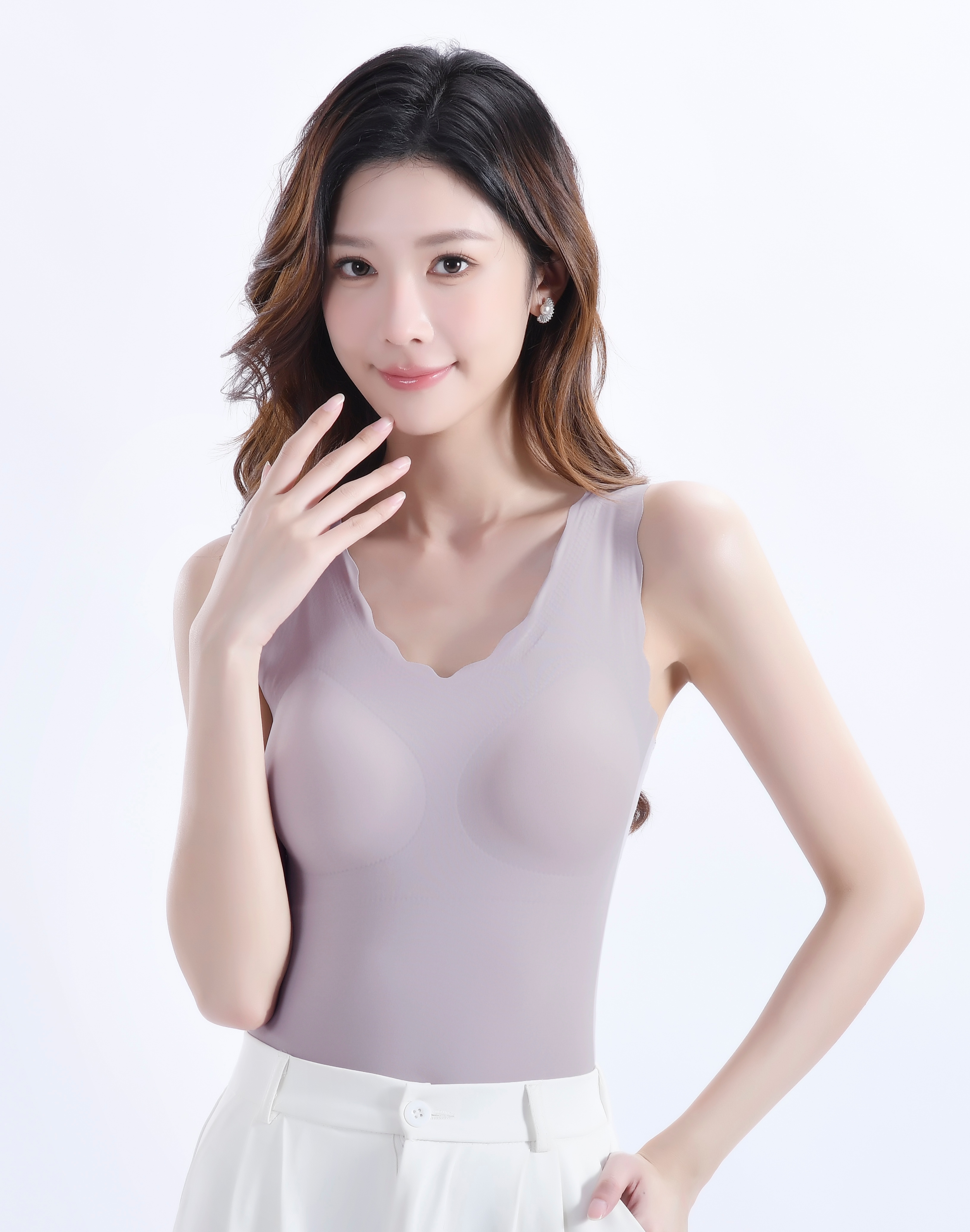 Women's base layer vest detailed view 4