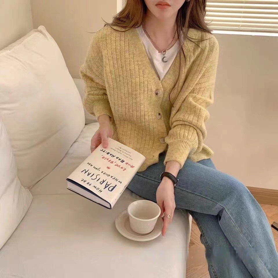 Cardigan Material View 2