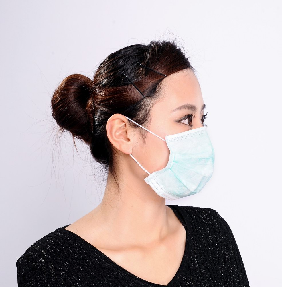 Fornecimento Médico por Atacado Máscara Facial Descartável para Crianças 3ly com Clip Nasal e Alças para as Orelhas